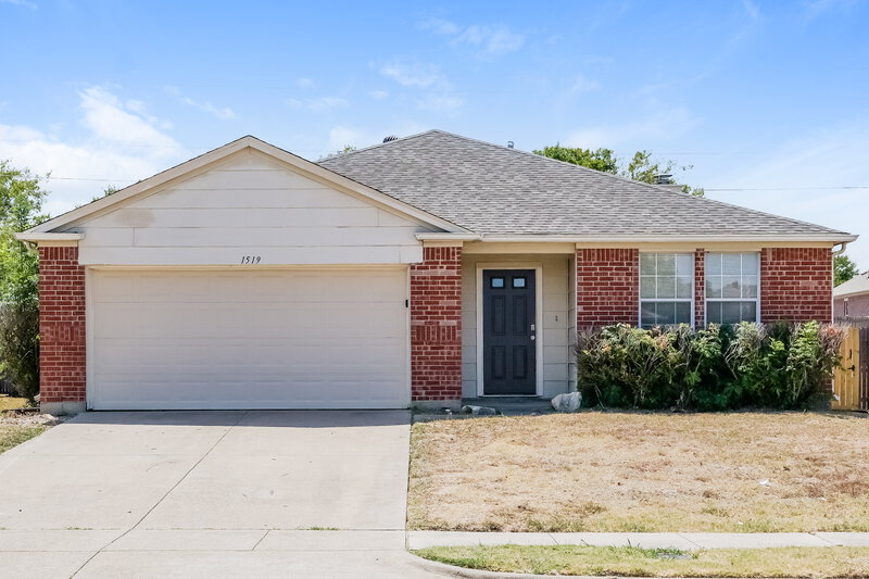 2,270/Mo, 1519 Columbia Dr Glenn Heights, TX 75154 External View