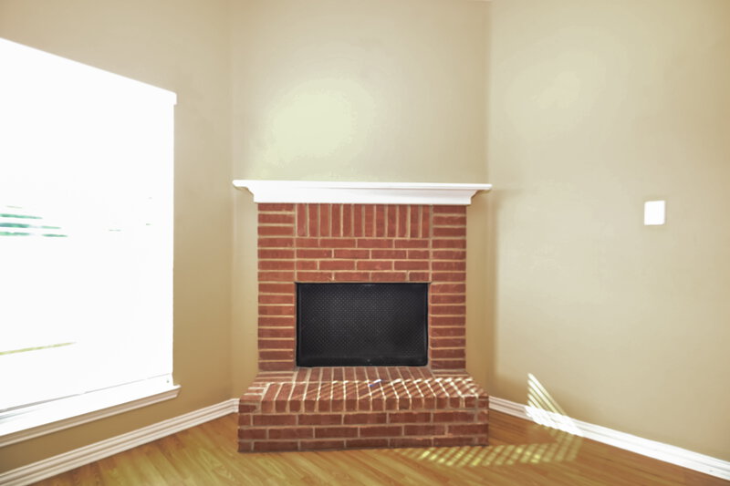 2,860/Mo, 718 Grandview Ave Seagoville, TX 75159 Living Room View 4