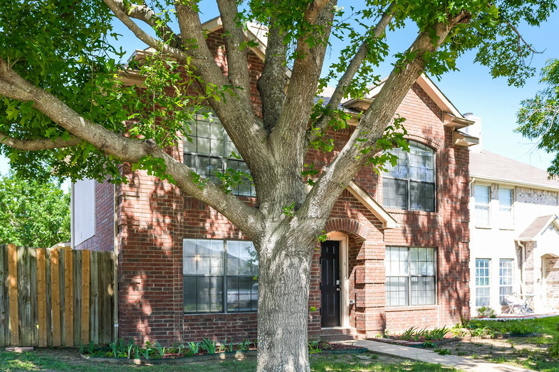 1,895/Mo, 1711 Bluffview Dr Balch Springs, TX 75180 Front View