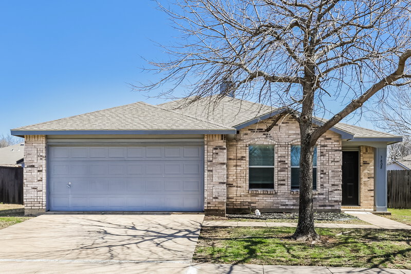 2,135/Mo, 3808 Kenzie Ct Balch Springs, TX 75180 External View