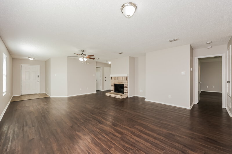 2,135/Mo, 3808 Kenzie Ct Balch Springs, TX 75180 Dining Room View