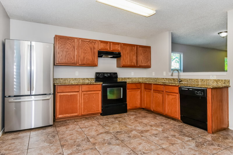 2,080/Mo, 3808 Kenzie Ct Balch Springs, TX 75180 Kitchen View