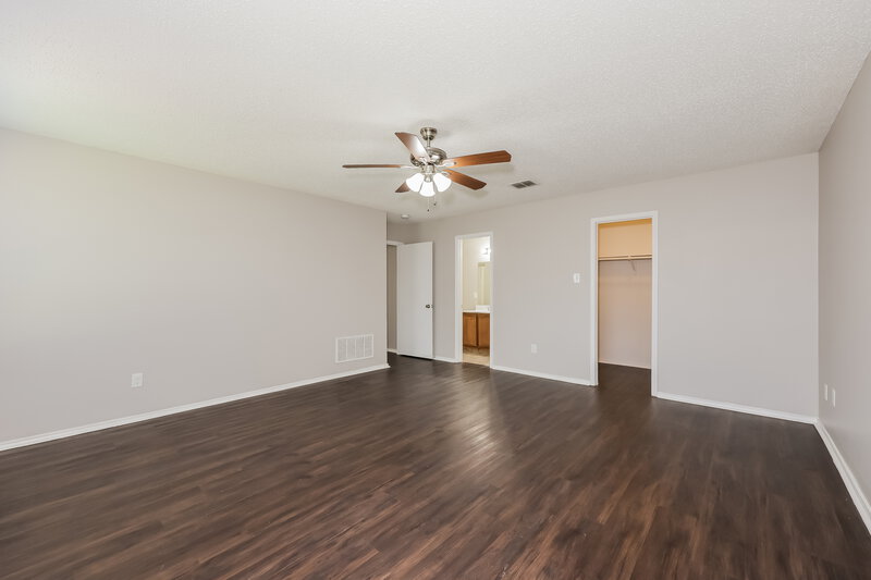 2,135/Mo, 3808 Kenzie Ct Balch Springs, TX 75180 Main Bedroom View 2