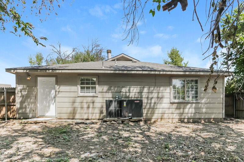 2,830/Mo, 4530 Lizzy Dr Dallas, TX 75211 Rear View