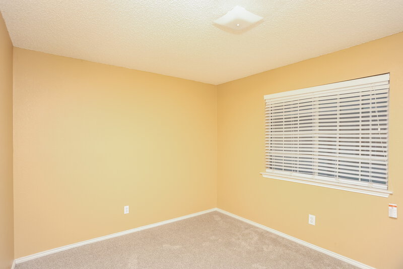 1,955/Mo, 4471 Posada Dr Dallas, TX 75211 Bedroom View 2
