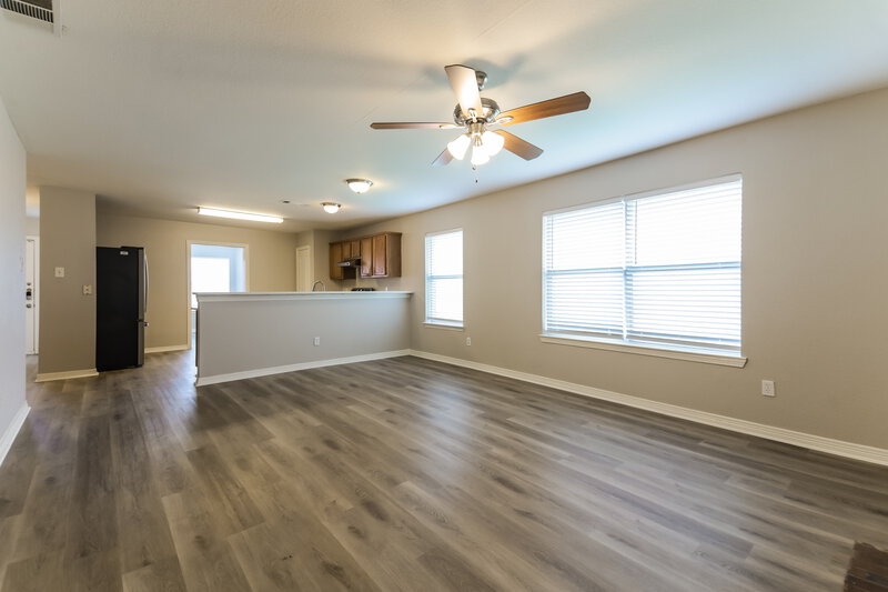 1,960/Mo, 7015 London Fog Dr Dallas, TX 75227 Living Room View