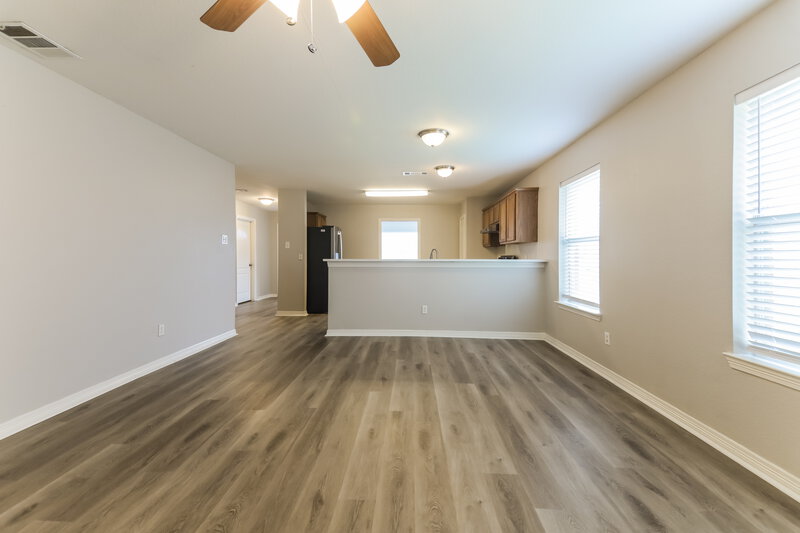 1,960/Mo, 7015 London Fog Dr Dallas, TX 75227 Living Room View 3