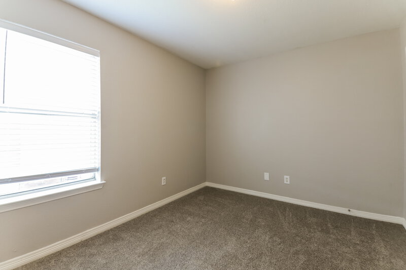 1,960/Mo, 7015 London Fog Dr Dallas, TX 75227 Bedroom View 2
