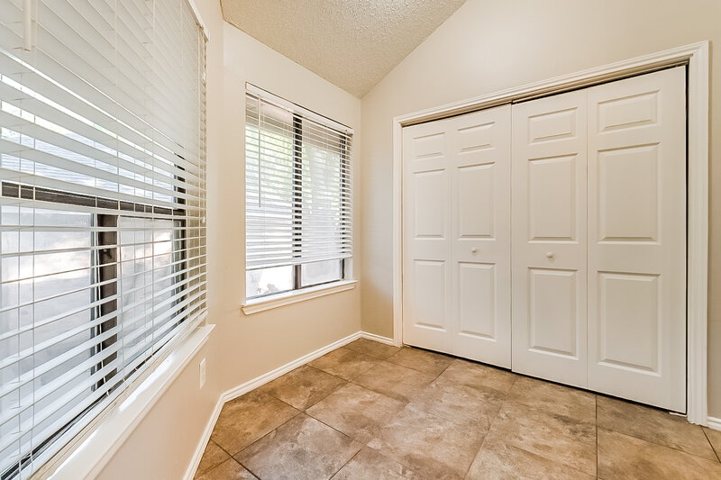 1,975/Mo, 5609 Winding Woods Trail Dallas, TX 75227 Breakfast Nook View