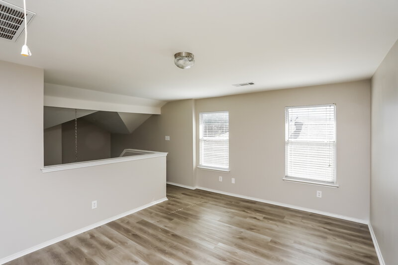 2,095/Mo, 9948 Chilmark Way Dallas, TX 75227 Loft View