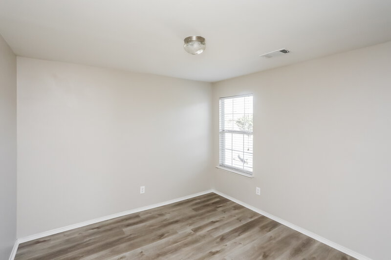 2,095/Mo, 9948 Chilmark Way Dallas, TX 75227 Bedroom View 2