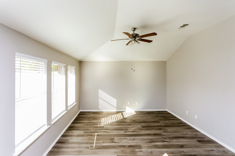 0/Mo, 238 Los Cabos Dr Dallas, TX 75232 Living Room View