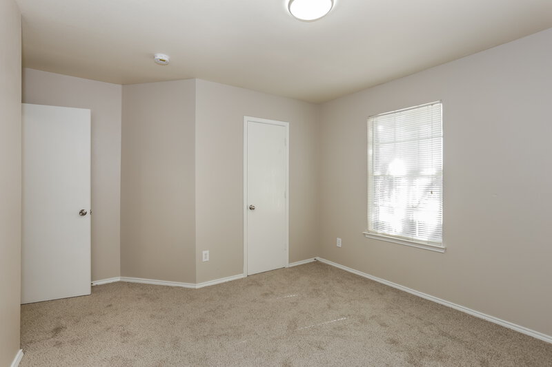 2,460/Mo, 2937 St David Dr Dallas, TX 75233 Bedroom View 2