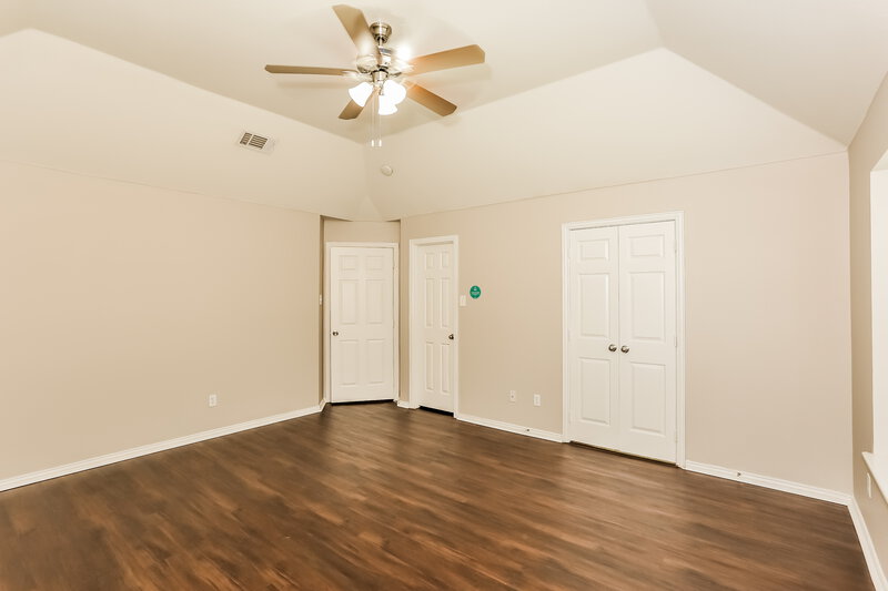 2,145/Mo, 7316 Sierra Way Dallas, TX 75241 Main Bedroom View