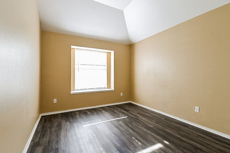 2,305/Mo, 7226 Sierra Way Dallas, TX 75241 Bedroom View