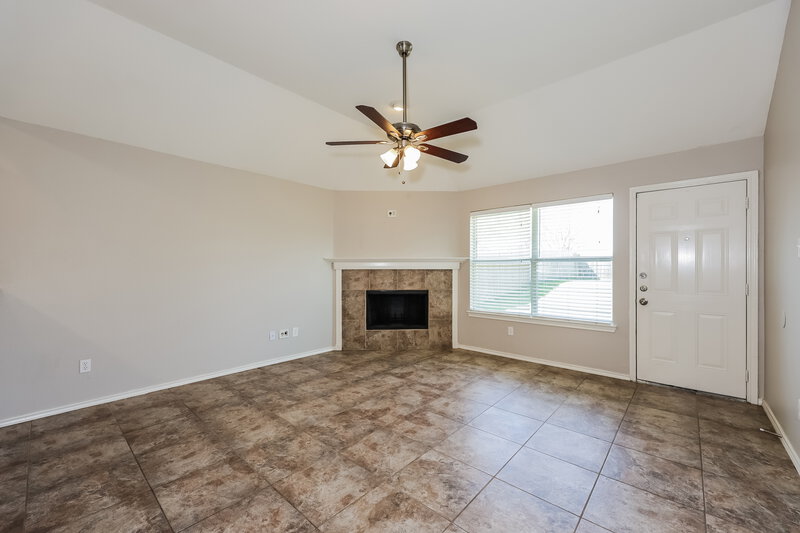 1,945/Mo, 7305 Sierra Way Dallas, TX 75241 Living Room View