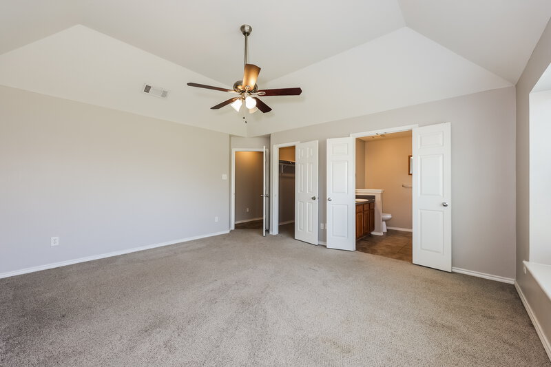 1,945/Mo, 7305 Sierra Way Dallas, TX 75241 Main Bedroom View 2