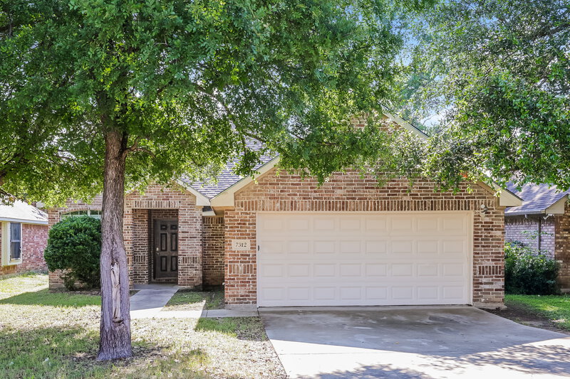 1,900/Mo, 7312 Sierra Way Dallas, TX 75241 External View