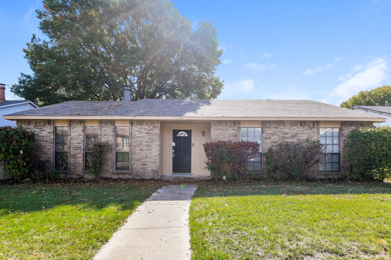 2,080/Mo, 7406 Cloverglen Dr Dallas, TX 75249 External View