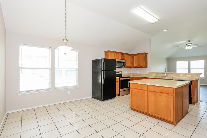 2,252/Mo, 5768 Goldfinch Way Dallas, TX 75249 Misc View 4