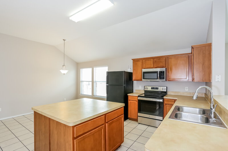 2,252/Mo, 5768 Goldfinch Way Dallas, TX 75249 Misc View 5