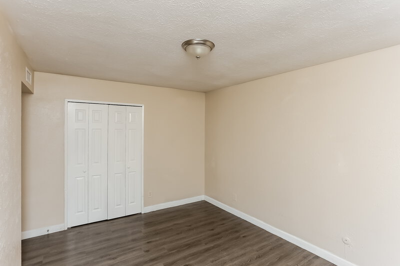 2,170/Mo, 7330 Cloverglen Dr Dallas, TX 75249 Bedroom View 5