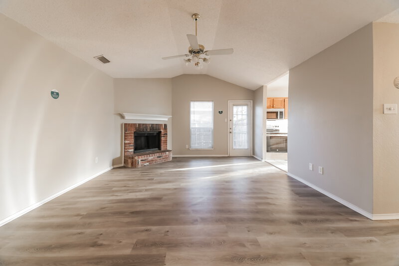 1,875/Mo, 12239 Ortega St Dallas, TX 75253 Living Room View 3