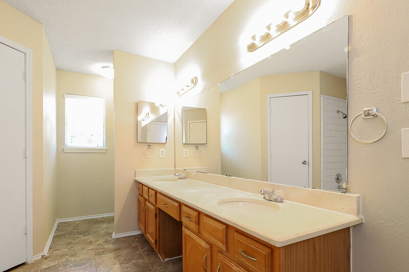 2,270/Mo, 4200 Cypress Springs Dr Arlington, TX 76001 Misc View 8
