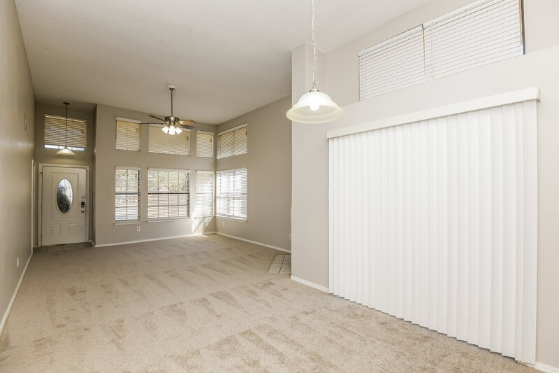 2,035/Mo, 910 Galaxy Dr Arlington, TX 76001 Dining Room View