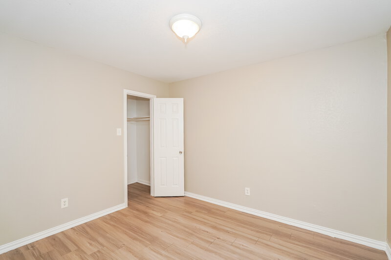 2,295/Mo, 426 Rifleman Trail Arlington, TX 76002 Bedroom View