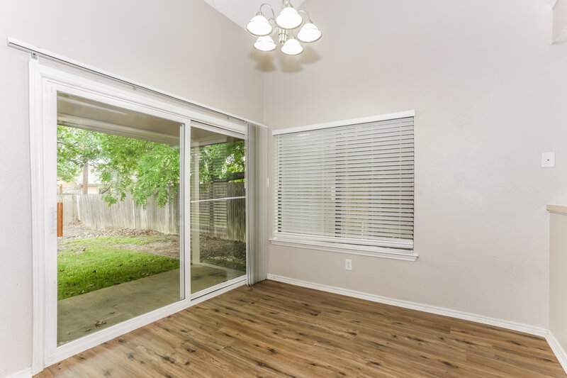 1,885/Mo, 6306 Pilgrim Ln Arlington, TX 76002 Dining Room View