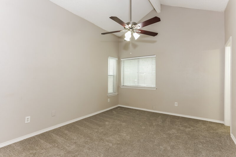 1,885/Mo, 6306 Pilgrim Ln Arlington, TX 76002 Main Bedroom View