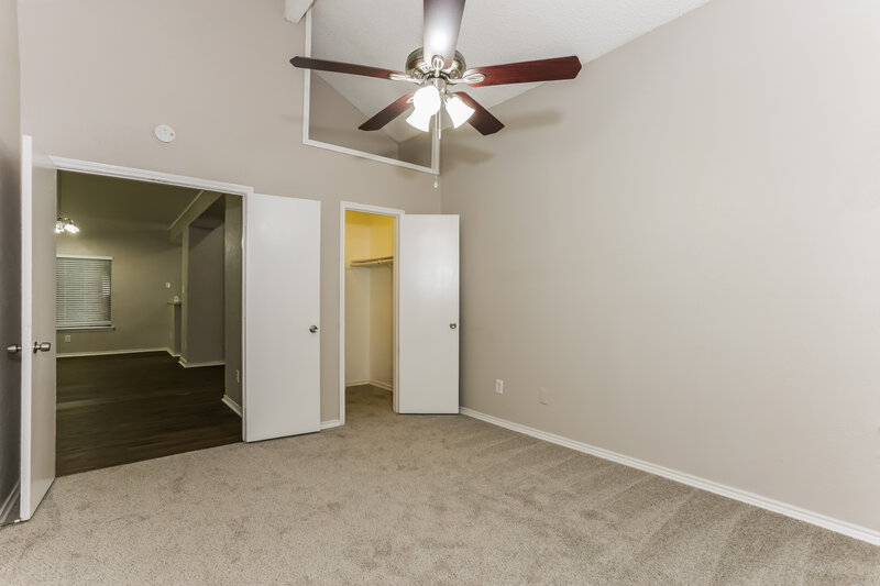 1,885/Mo, 6306 Pilgrim Ln Arlington, TX 76002 Main Bedroom View 2