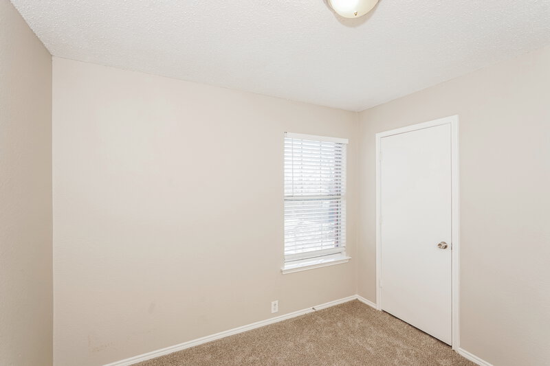 2,255/Mo, 7016 Edmundson Dr Arlington, TX 76002 Bedroom View 2