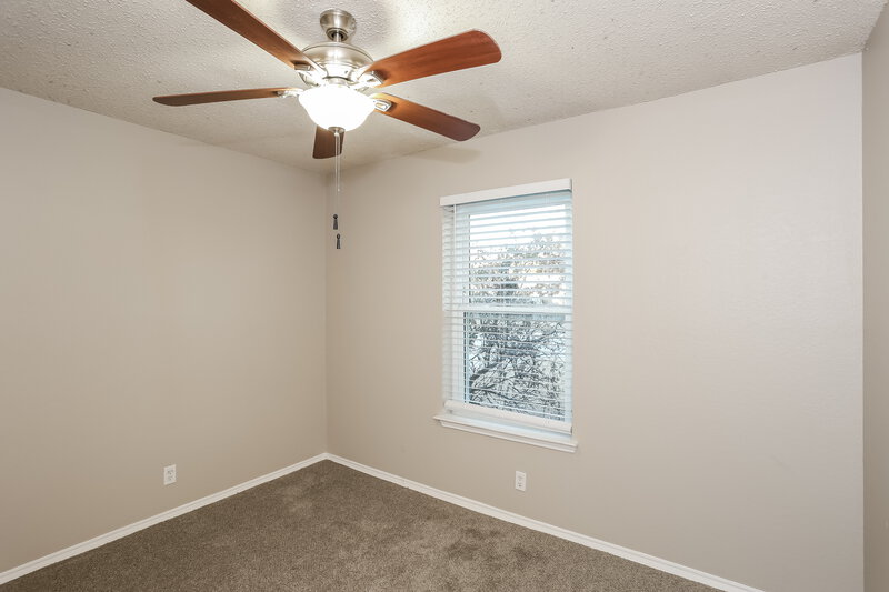 1,870/Mo, 6404 Liberty Trail Arlington, TX 76002 Bedroom View 2