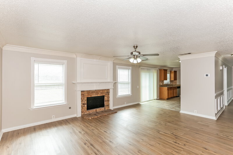 2,540/Mo, 7027 Glenshire Dr Arlington, TX 76002 Misc View 6
