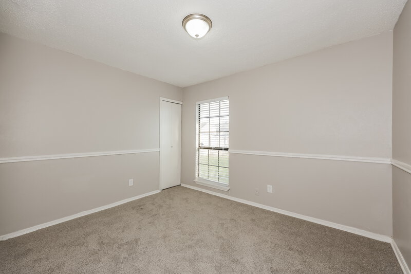 2,015/Mo, 2420 Cripple Creek Dr Arlington, TX 76014 Bedroom View 2