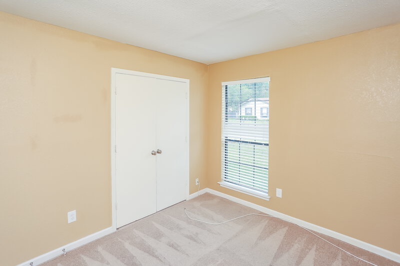 2,010/Mo, 1804 Primrose Ln Arlington, TX 76014 Bedroom View