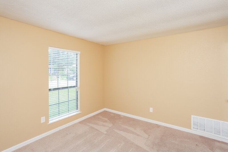 2,010/Mo, 1804 Primrose Ln Arlington, TX 76014 Bedroom View 4