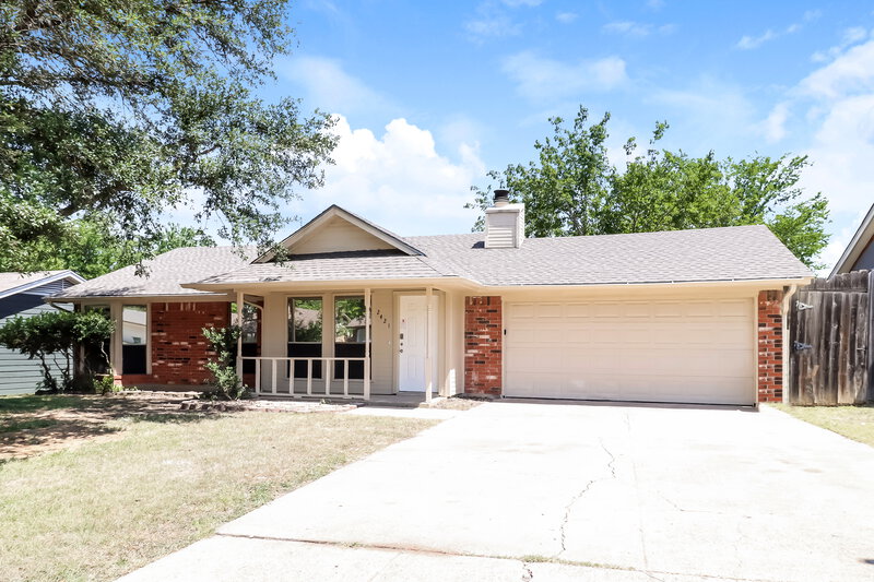 1,705/Mo, 2421 Homewood Trail Arlington, TX 76015 External View