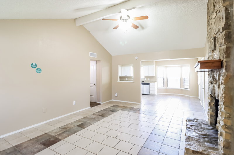 1,705/Mo, 2421 Homewood Trail Arlington, TX 76015 Misc View 6