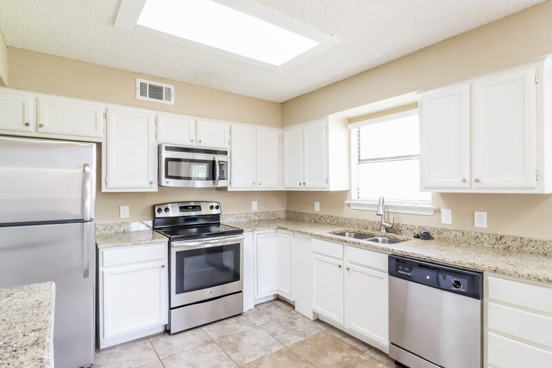 1,705/Mo, 2421 Homewood Trail Arlington, TX 76015 Misc View 7