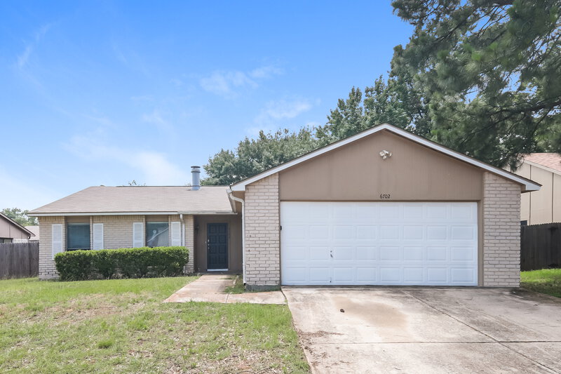2,115/Mo, 6702 Blackberry Dr Arlington, TX 76016 External View