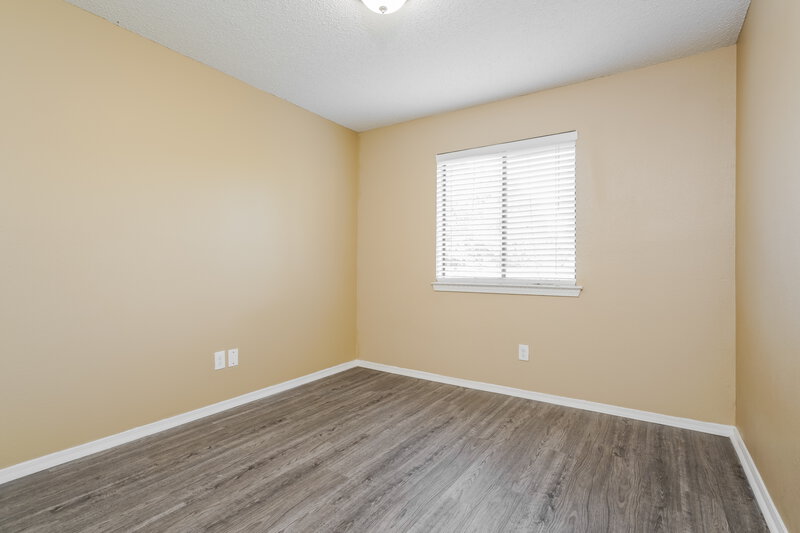 2,130/Mo, 4209 Glen Pines Dr Arlington, TX 76016 Bedroom View