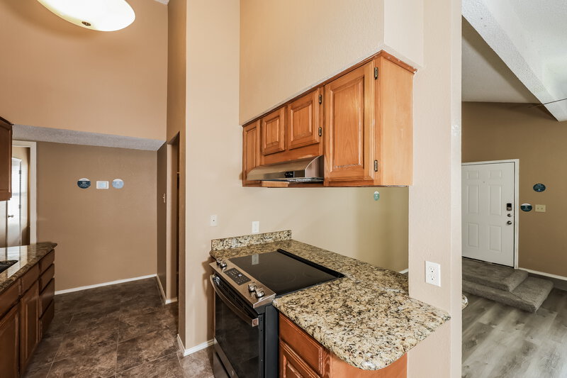 1,925/Mo, 5020 Stage West Dr Arlington, TX 76017 Kitchen View 3