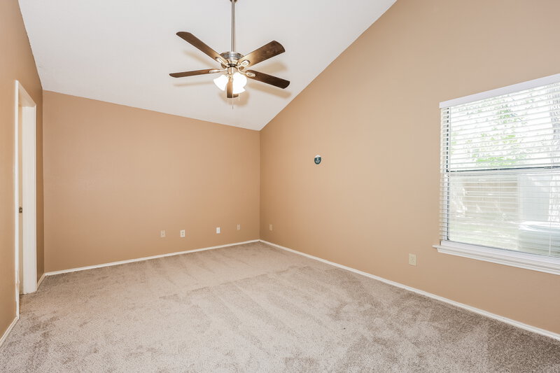 1,925/Mo, 5020 Stage West Dr Arlington, TX 76017 Main Bedroom View 2