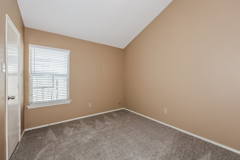 1,925/Mo, 5020 Stage West Dr Arlington, TX 76017 Bedroom View 2