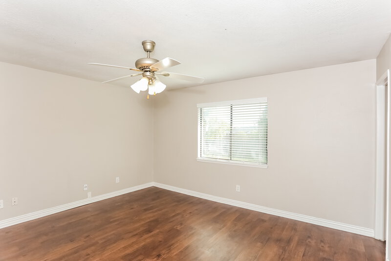 2,115/Mo, 702 Netherland Pl Arlington, TX 76017 Main Bedroom View