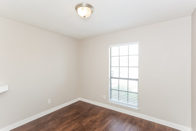 2,115/Mo, 702 Netherland Pl Arlington, TX 76017 Bedroom View