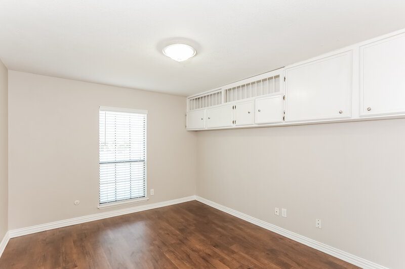 2,115/Mo, 702 Netherland Pl Arlington, TX 76017 Bedroom View 2